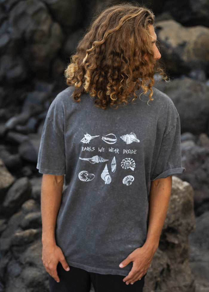 Pearls Vintage Tee